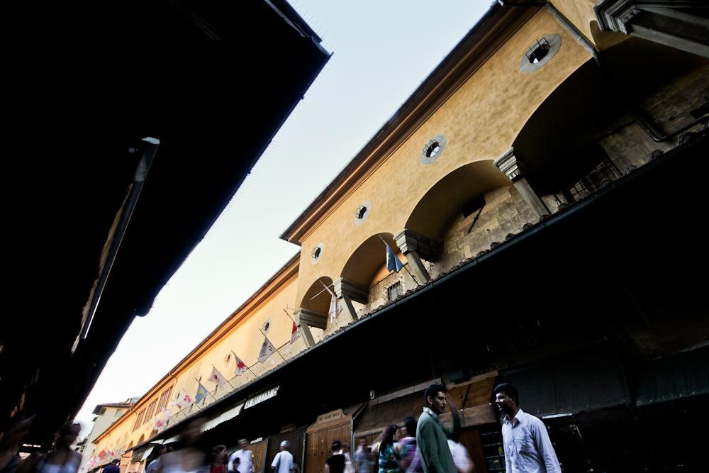 شقة Ponte Vecchio Tower فلورنس المظهر الخارجي الصورة