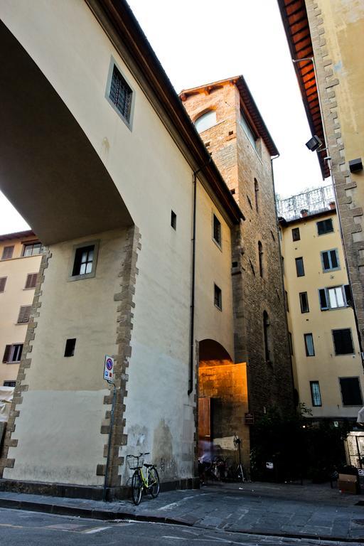 شقة Ponte Vecchio Tower فلورنس المظهر الخارجي الصورة